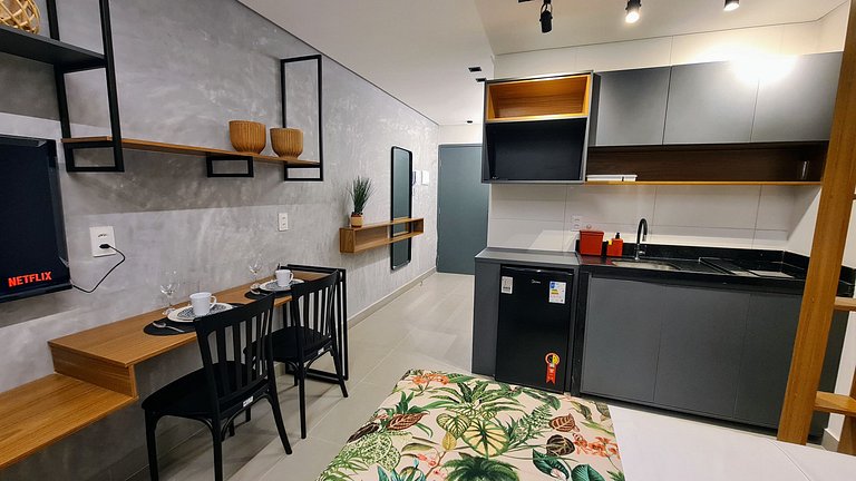 APTO 001 Tramonto - Flat Industrial e Moderno