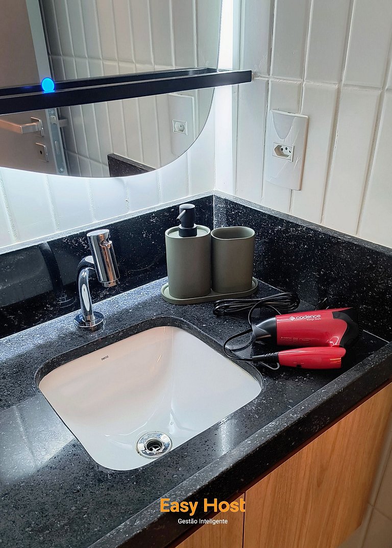 Lindo Flat 405 - Simple Smart Residence